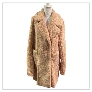 J.O.A.  (Just one answer) Shearling Teddy Coat in Dusty Pink